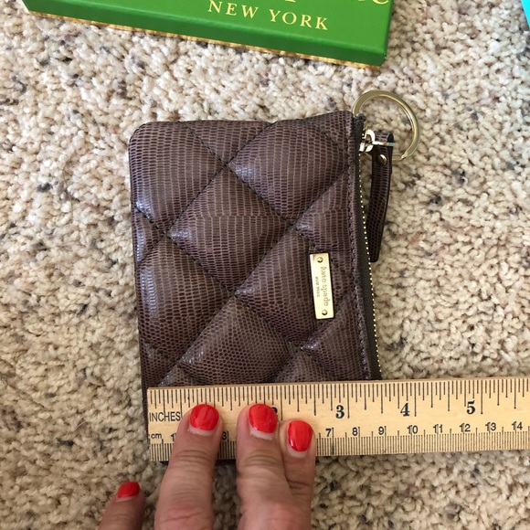 Beautifully made Kate Spade coin/card pouch. New. - Picture 4 of 6